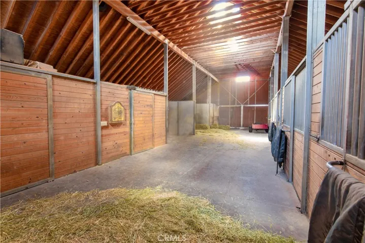 895 Needles Lane, Big Bear, California 92314