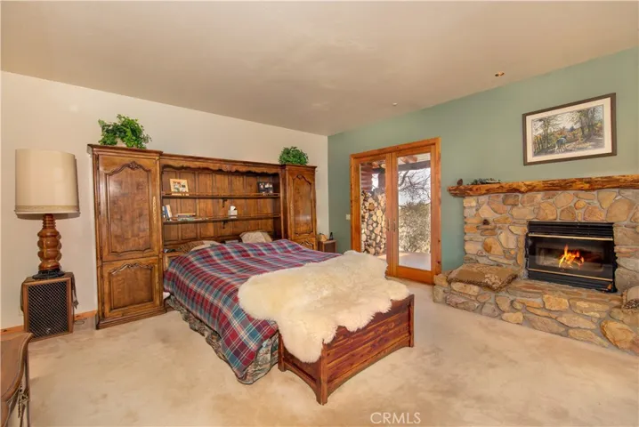 895 Needles Lane, Big Bear, California 92314
