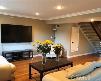 835 Amigos Way 14, Newport Beach, California 92660