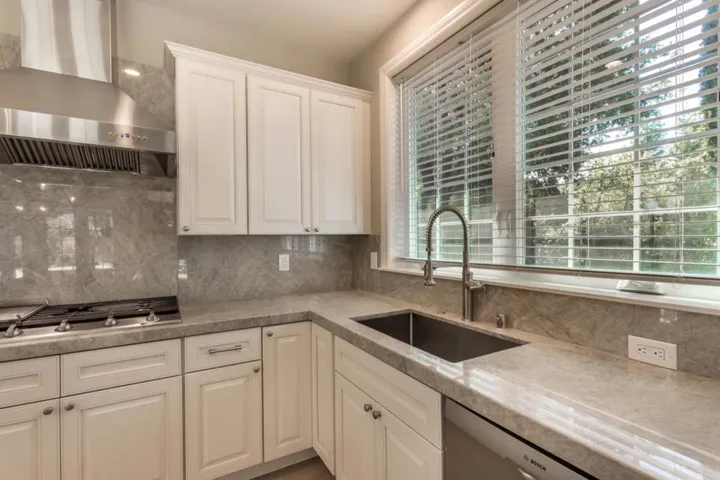 Cowell Lane, Atherton, California 94027