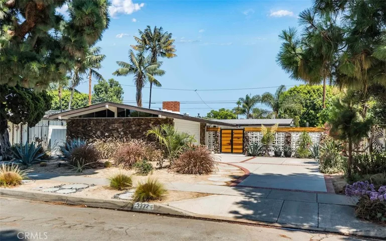 3322 Kallin Avenue, Long Beach, California 90808