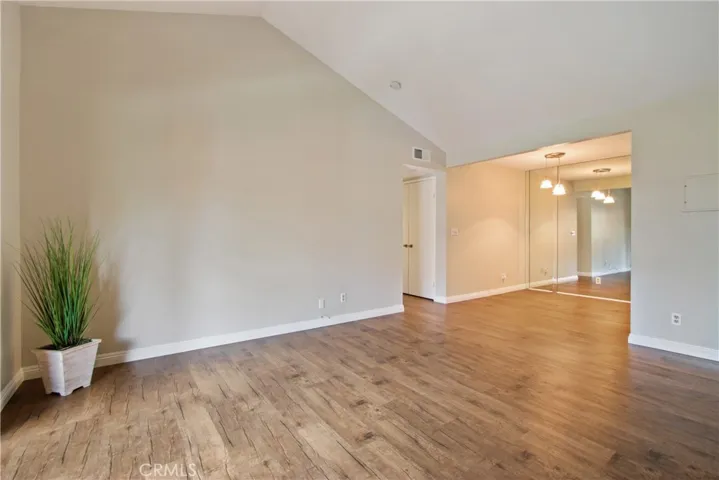 Vaulted ceilings in the living room!