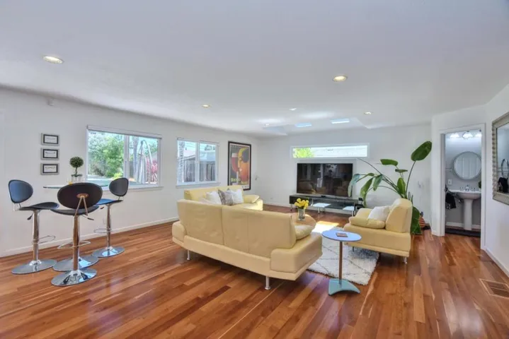 2728 Camino Del Rey, San Jose, California 95132