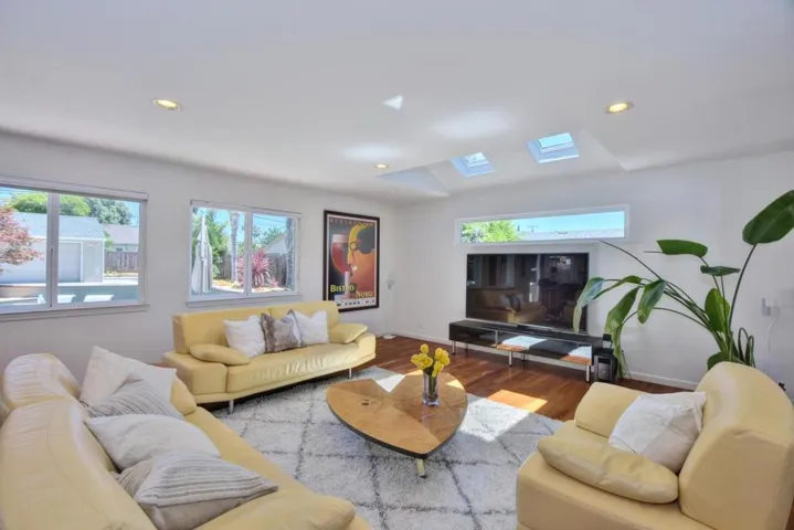 2728 Camino Del Rey, San Jose, California 95132