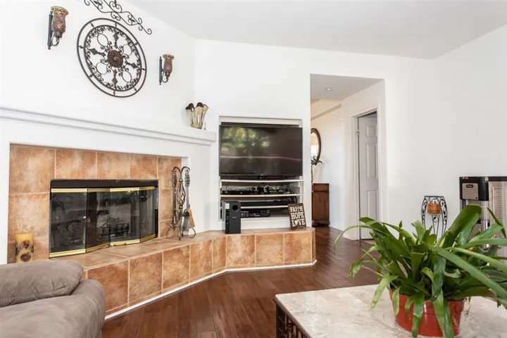 826 Sierra Verde Dr, Vista, California 92084