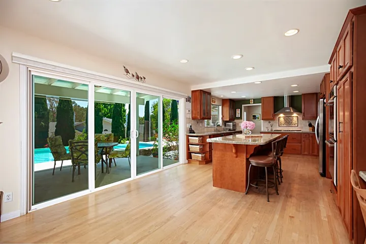 4885 Sunrise Valley Dr., El Cajon, California 92020