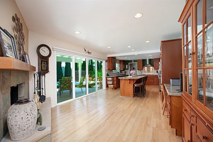 4885 Sunrise Valley Dr., El Cajon, California 92020