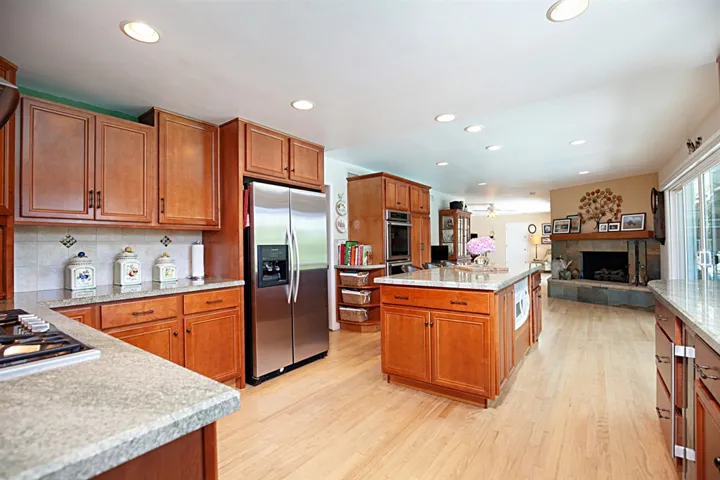4885 Sunrise Valley Dr., El Cajon, California 92020
