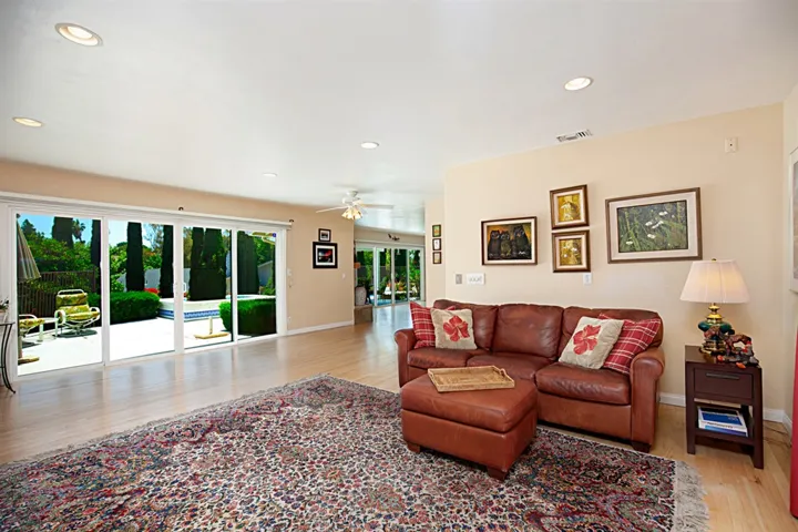 4885 Sunrise Valley Dr., El Cajon, California 92020