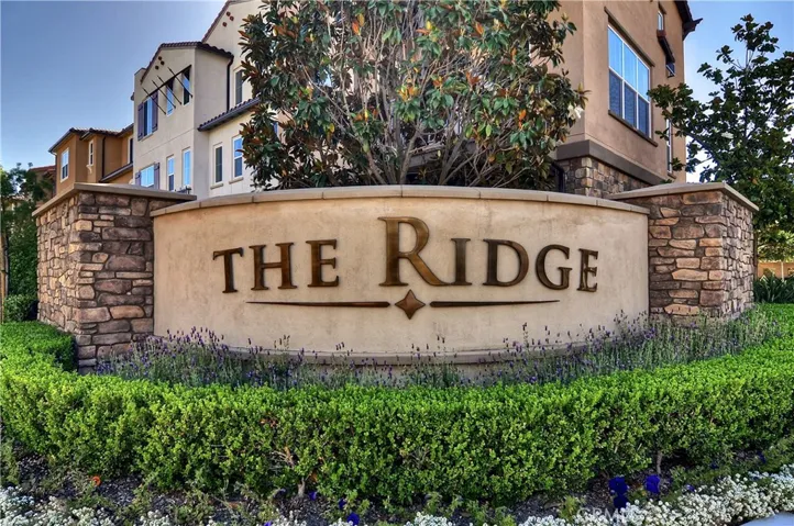 Welcome to The Ridge, a great community to call home, close to shopping, dining, public transit and the freeway.