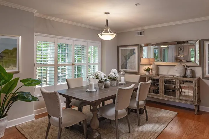 1 W Edith Avenue D126, Los Altos, California 94022
