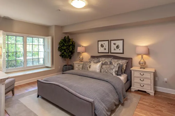 1 W Edith Avenue D126, Los Altos, California 94022