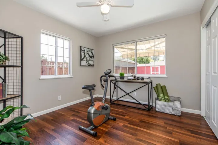 125 Llewellyn Avenue, Campbell, California 95008