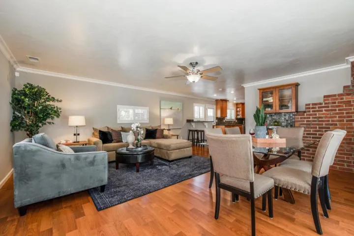 125 Llewellyn Avenue, Campbell, California 95008