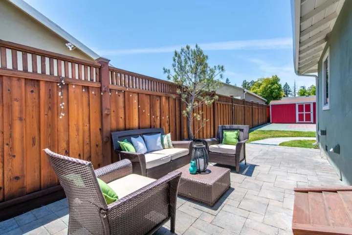 125 Llewellyn Avenue, Campbell, California 95008