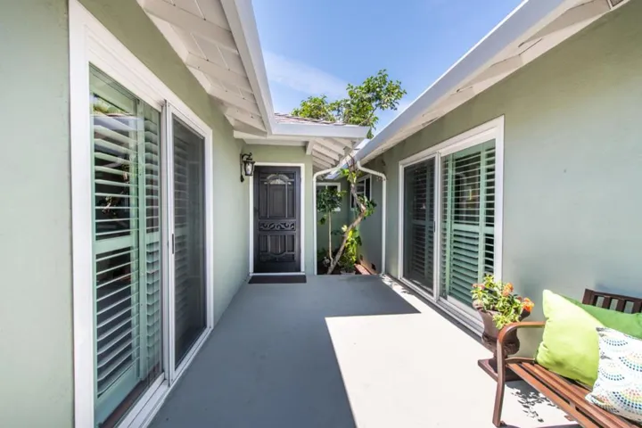 125 Llewellyn Avenue, Campbell, California 95008