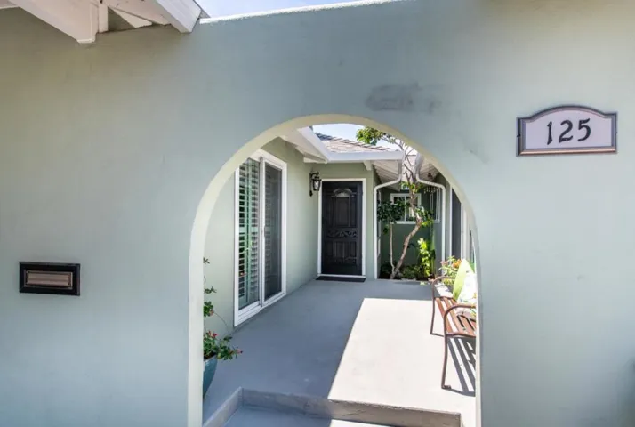 125 Llewellyn Avenue, Campbell, California 95008