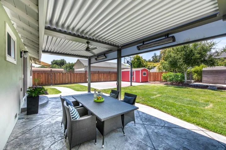 125 Llewellyn Avenue, Campbell, California 95008