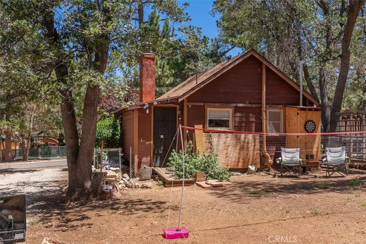 260 Leonard, Sugarloaf, California 92386