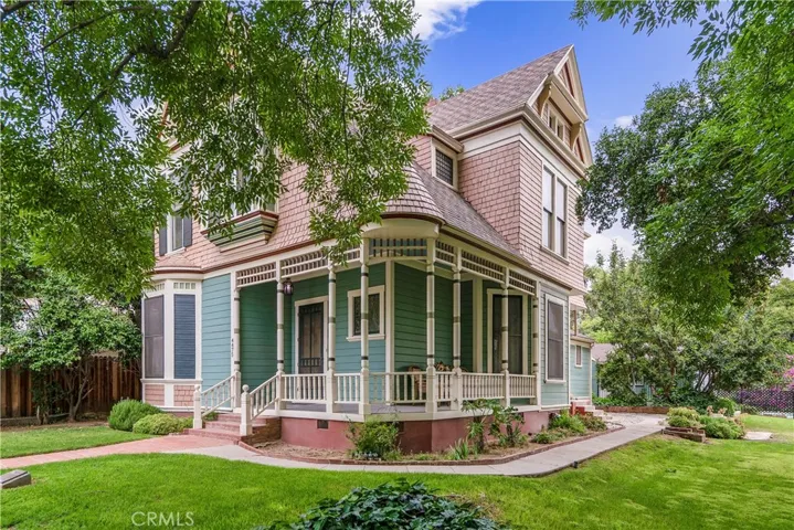 Welcome to 4475 12th Street. The Devine House, city historic landmark​​‌​​​​‌​​‌‌​​‌​​​‌‌​​​‌​​‌‌​​‌‌​​‌‌​​​​ #30.
