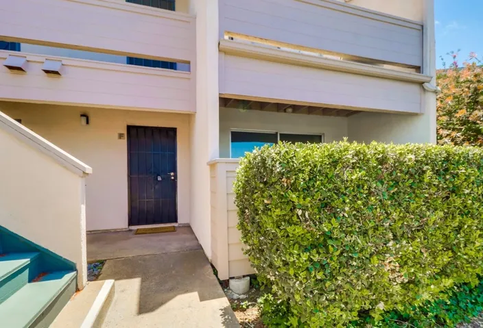 3254 Ashford St. F, San Diego, California 92111
