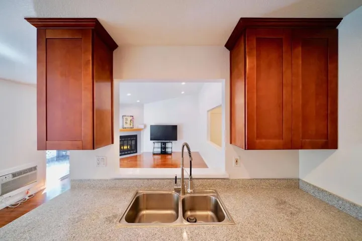 1563 Four Oaks Circle, San Jose, California 95131