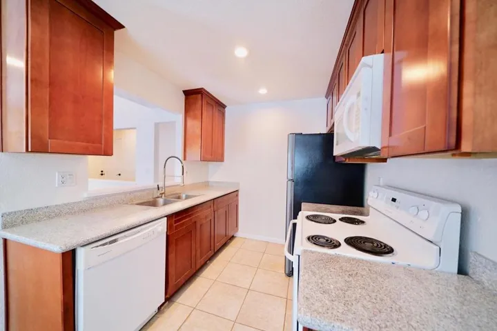 1563 Four Oaks Circle, San Jose, California 95131