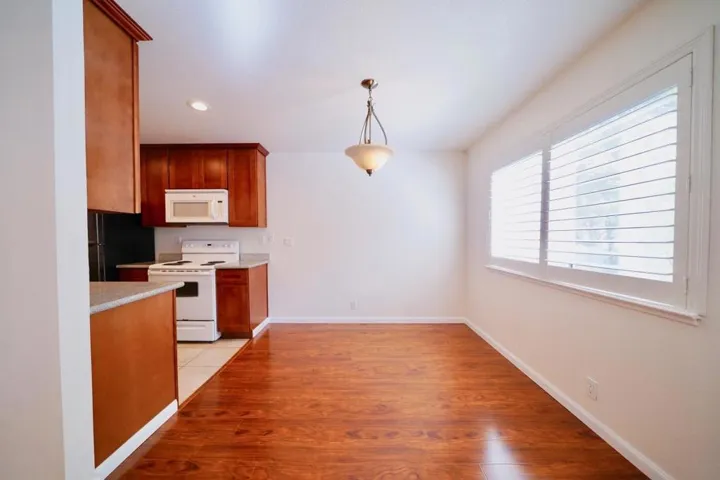 1563 Four Oaks Circle, San Jose, California 95131