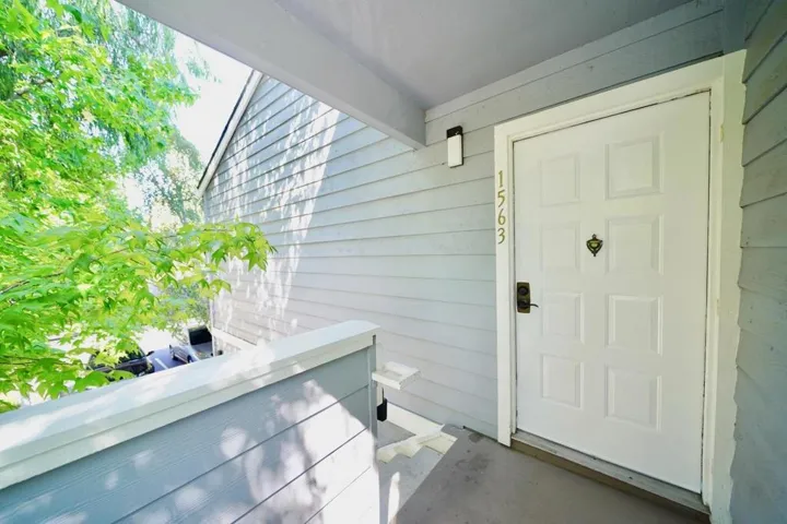 1563 Four Oaks Circle, San Jose, California 95131
