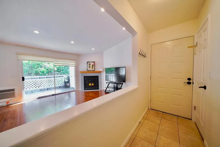 1563 Four Oaks Circle, San Jose, California 95131