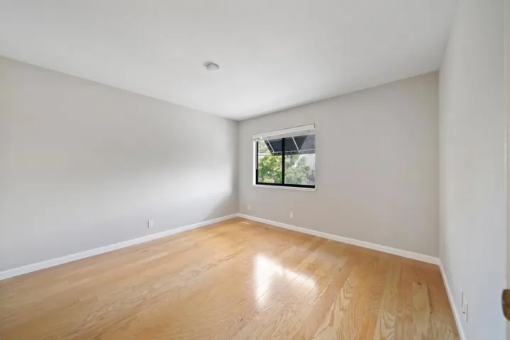 544 Shorebird Circle 25201, Redwood City, California 94065