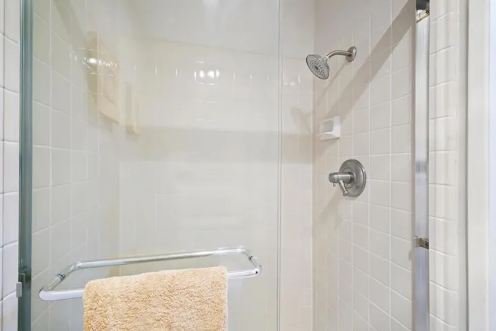 544 Shorebird Circle 25201, Redwood City, California 94065