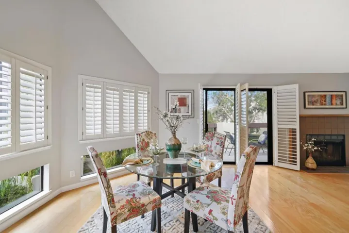 544 Shorebird Circle 25201, Redwood City, California 94065