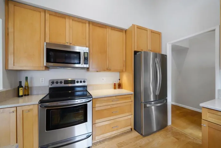 544 Shorebird Circle 25201, Redwood City, California 94065