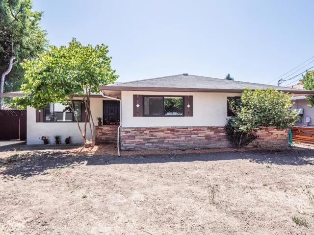 104 Eastgate Avenue, Santa Cruz, California 95062