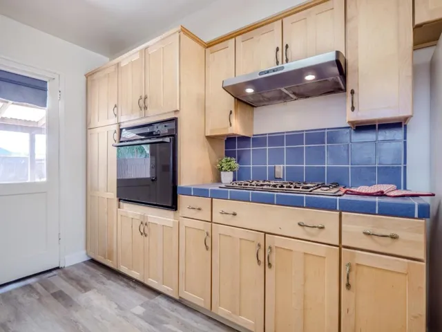 104 Eastgate Avenue, Santa Cruz, California 95062