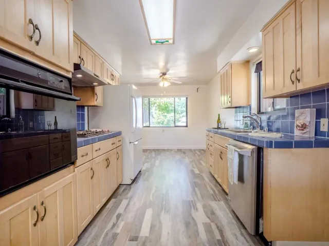 104 Eastgate Avenue, Santa Cruz, California 95062