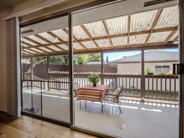 104 Eastgate Avenue, Santa Cruz, California 95062
