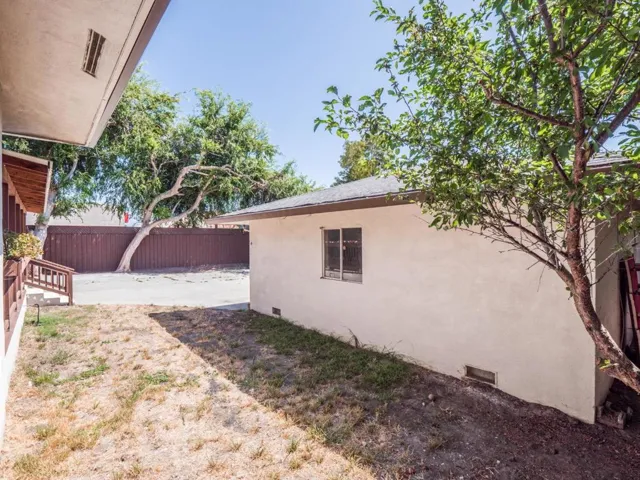 104 Eastgate Avenue, Santa Cruz, California 95062