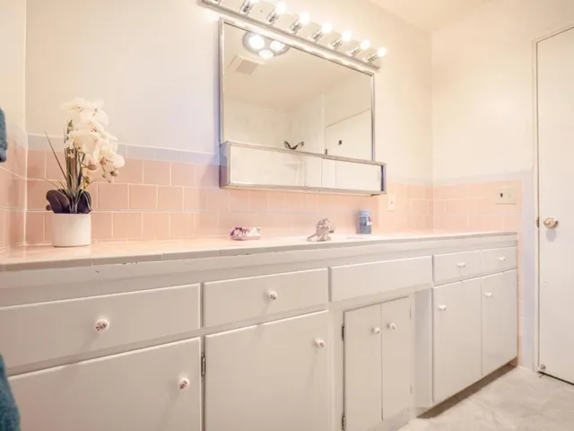 104 Eastgate Avenue, Santa Cruz, California 95062