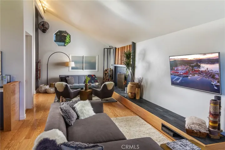 555 Dover Court, Lake Arrowhead, California 92352
