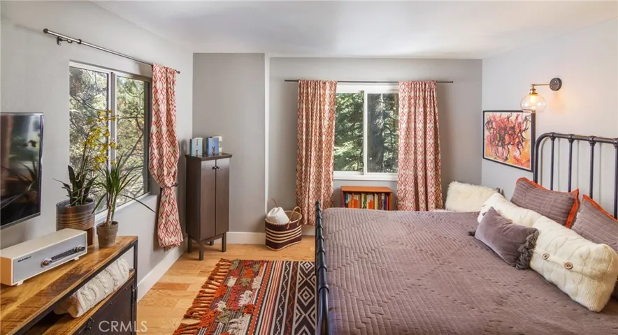 555 Dover Court, Lake Arrowhead, California 92352