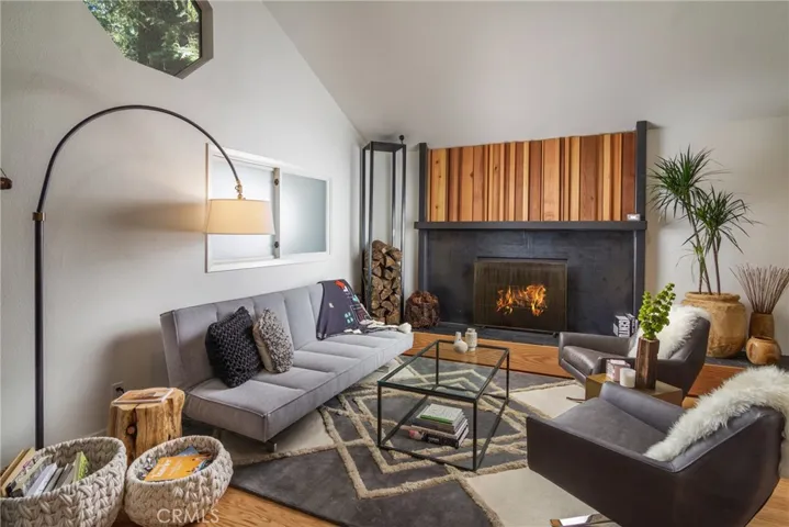 555 Dover Court, Lake Arrowhead, California 92352