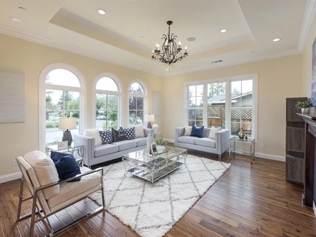 18844 Dundee Avenue, Saratoga, California 95070