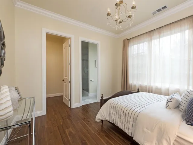 18844 Dundee Avenue, Saratoga, California 95070