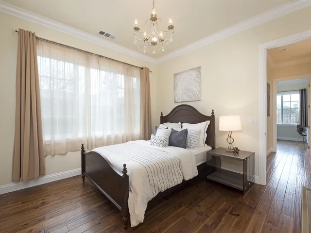 18844 Dundee Avenue, Saratoga, California 95070