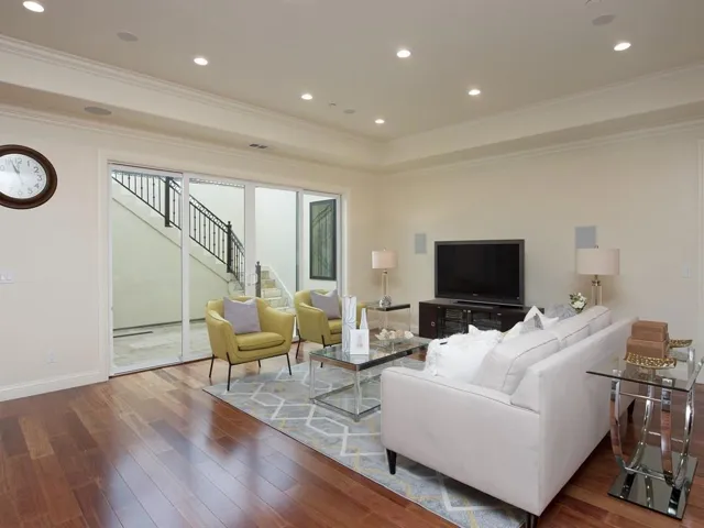 18844 Dundee Avenue, Saratoga, California 95070