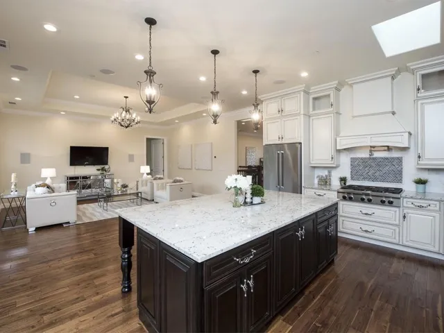 18844 Dundee Avenue, Saratoga, California 95070