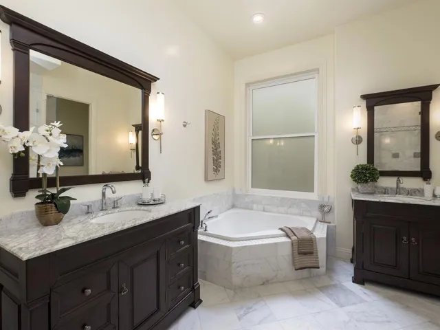 18844 Dundee Avenue, Saratoga, California 95070
