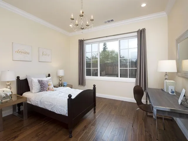 18844 Dundee Avenue, Saratoga, California 95070